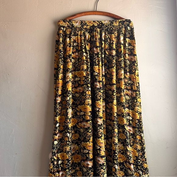 Floral maxi skirt from Fabrik - Picture 2 of 7